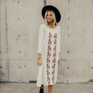 SOLD | White Floral Embroidered Dress |